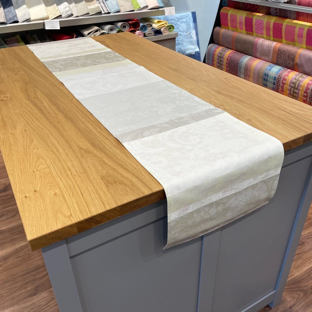 ガルニエ・ティエボー ミルダンテル ナチュレル　テーブルランナー