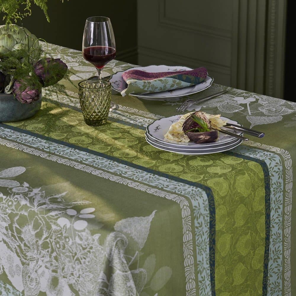 ガルニエ・ティエボー　ミルボタニーク　テーブルクロス