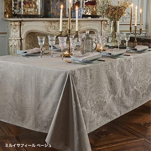ガルニエ・ティエボー ミルイサフィール ベージュ テーブルクロス