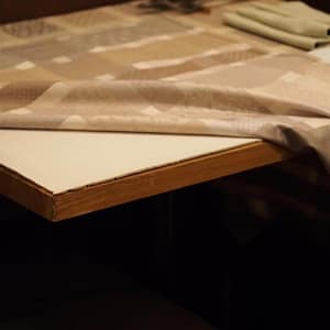 テーブルプロテクター エコゴム使用例