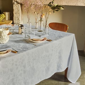 ガルニエ・ティエボー ミルジヴェルニー オパール テーブルクロス