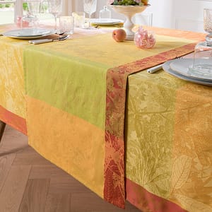 ガルニエ・ティエボー ミルエスプリジャルダン シャトワイヨン テーブルランナー