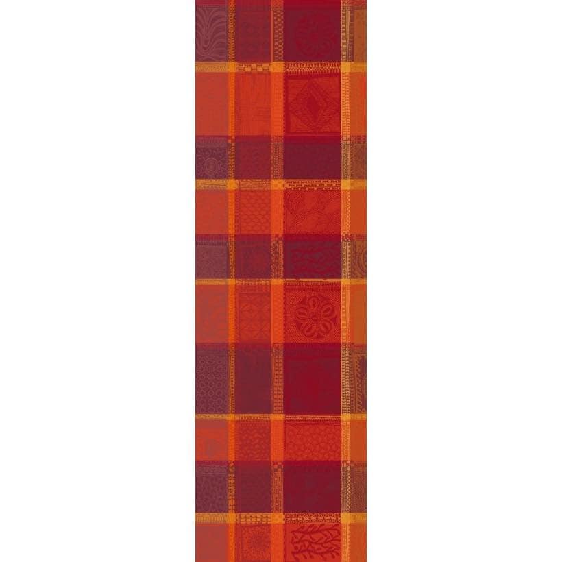 ガルニエ・ティエボーテーブルランナー　ミルワックスケチャップ