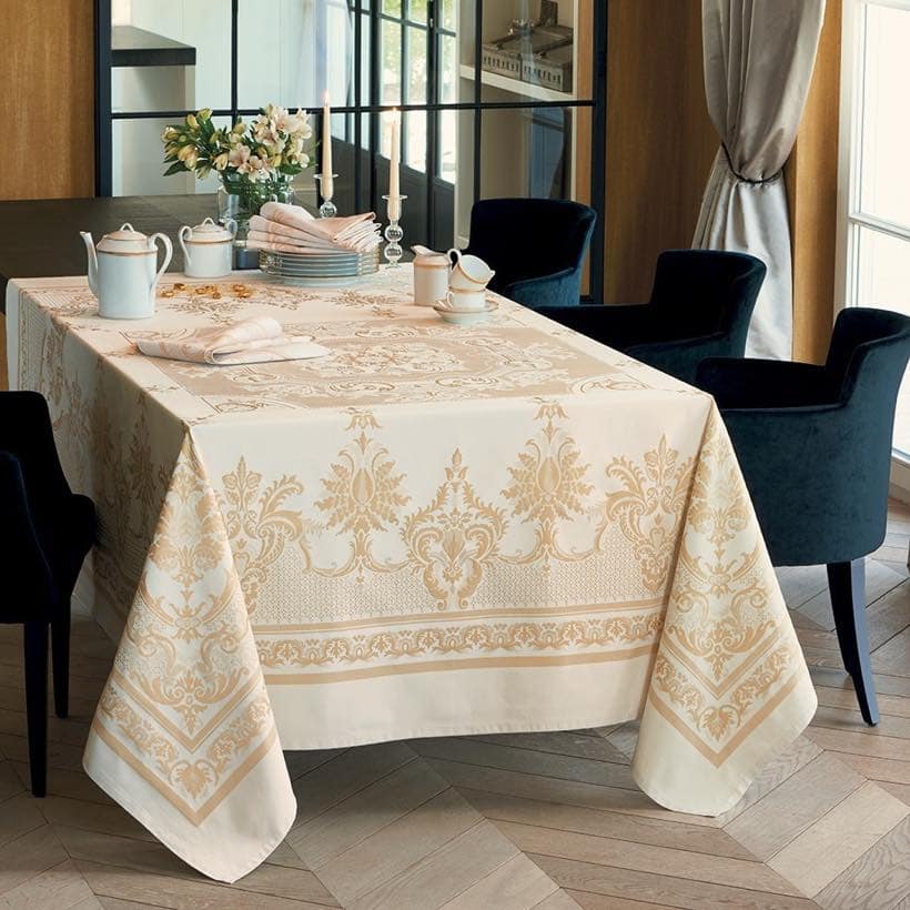 ガルニエ・ティエボー　テーブルクロス　エレオノール